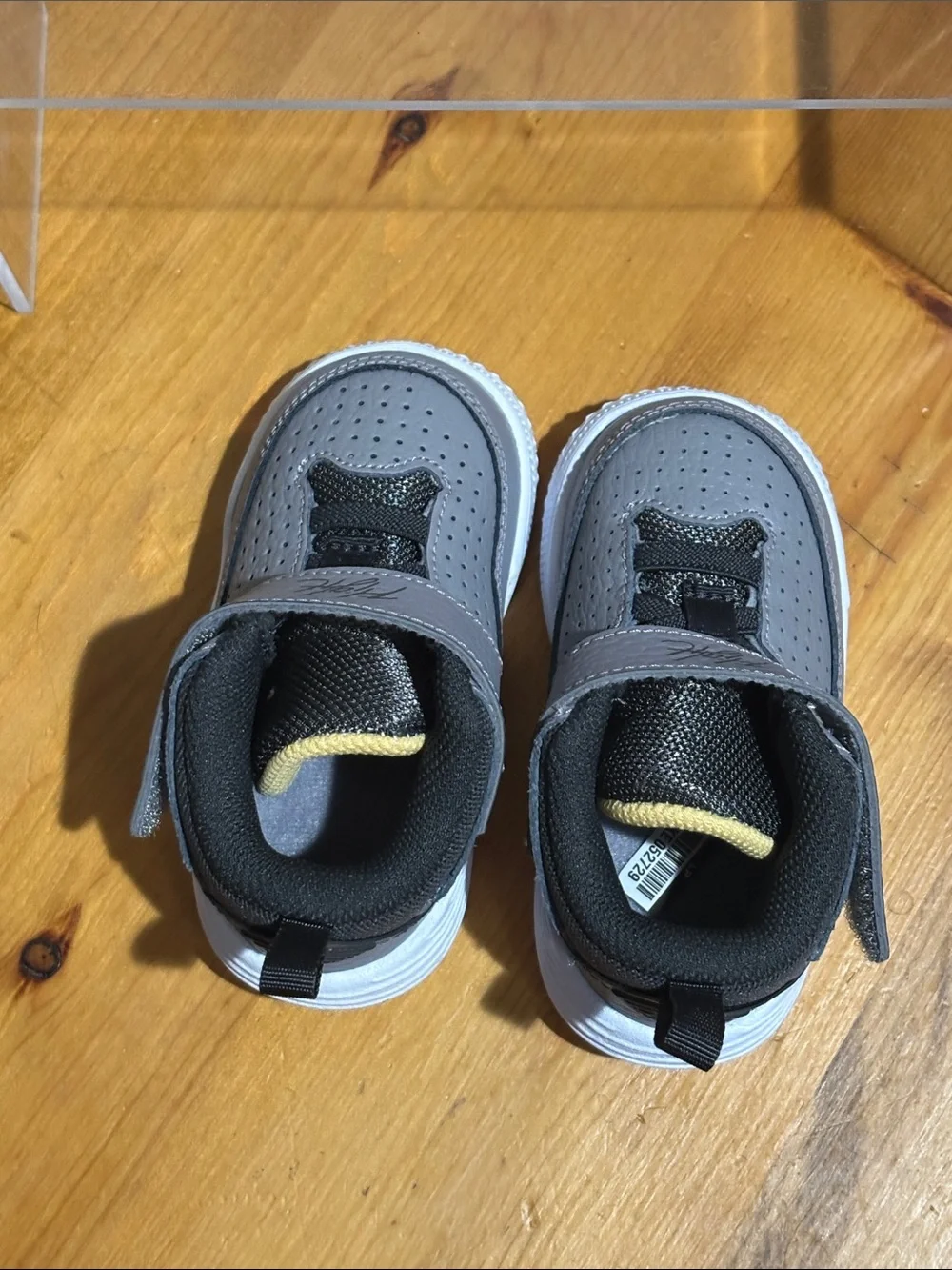 Nike Kids Gray Velcro Athletic Shoes 5C